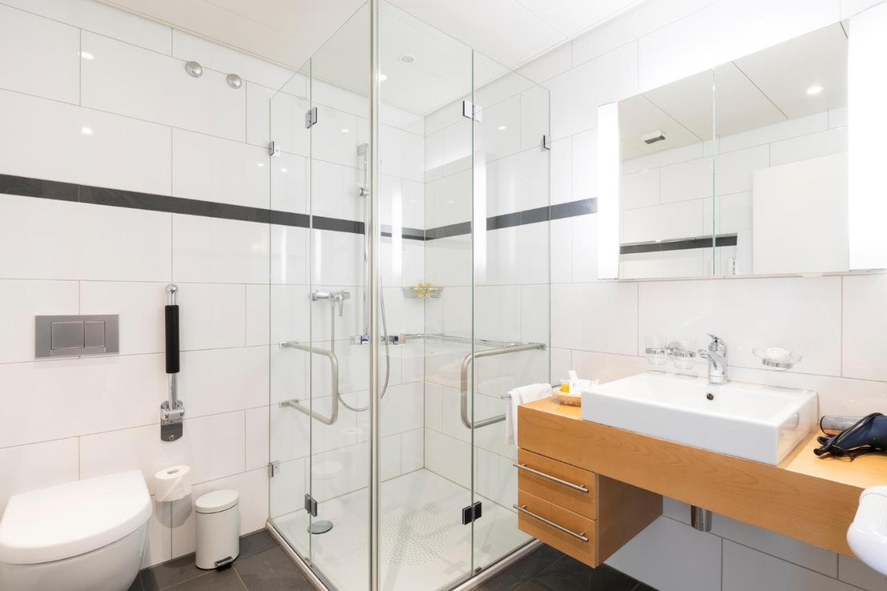 Park-Hotel Am Rhein - Gesundheitshotel Und Residenzen Rheinfelden Bagian luar foto